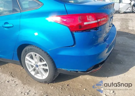 2015 Ford Focus Se z USA, uszkodzony, nr VIN 1FADP3F25FL287713